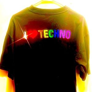 🔥🔥🔥AUTHENTIC ‘BALENCIAGA’ T-SHIRT